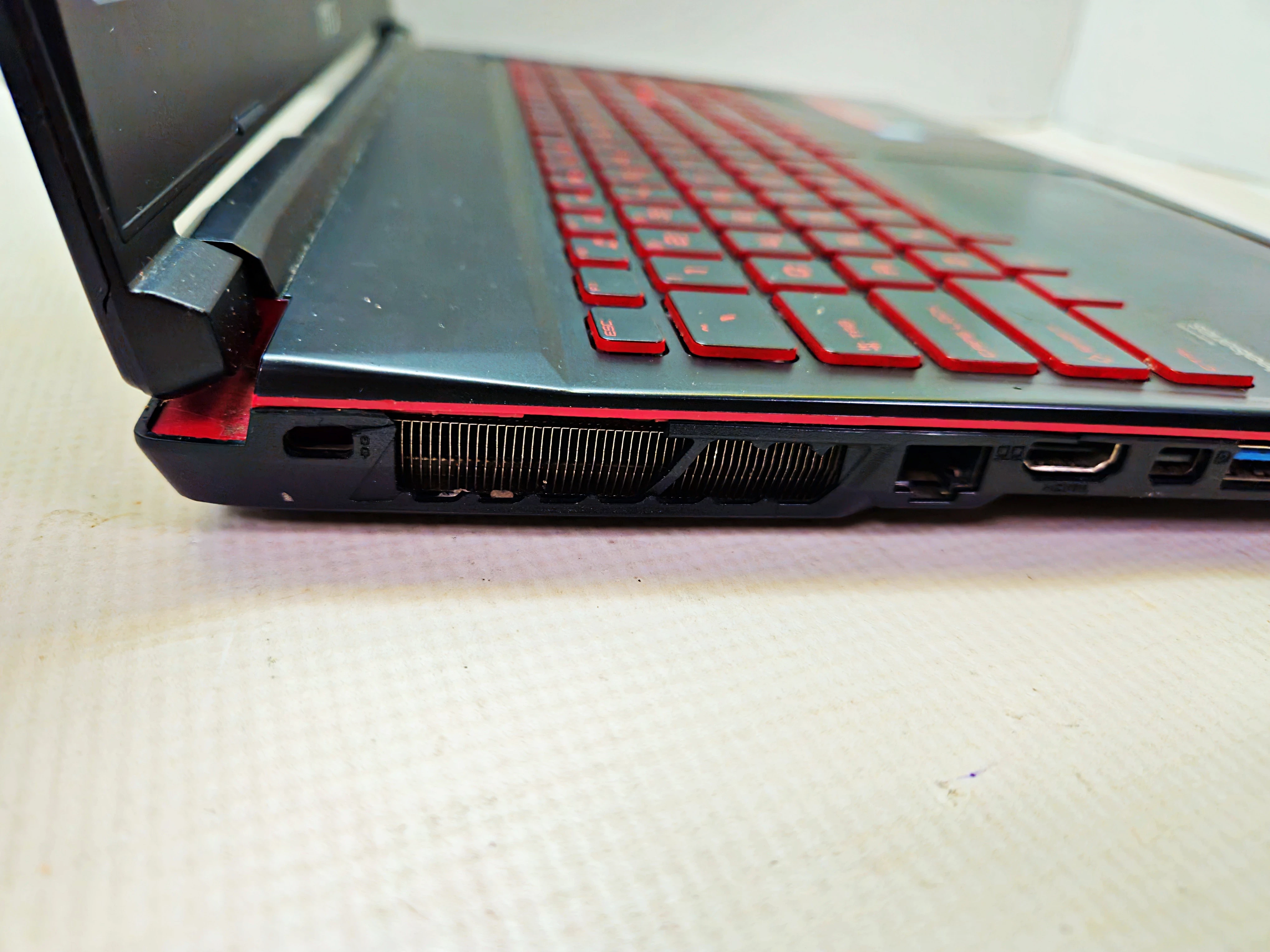 msi-gaming-gl63-8re-lad-win11-i7-gtx1060-stan-11323-2