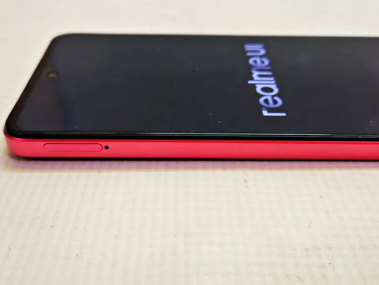 telefon-realme-c75-komplet-ds-2568-przekatna-ekranu-672