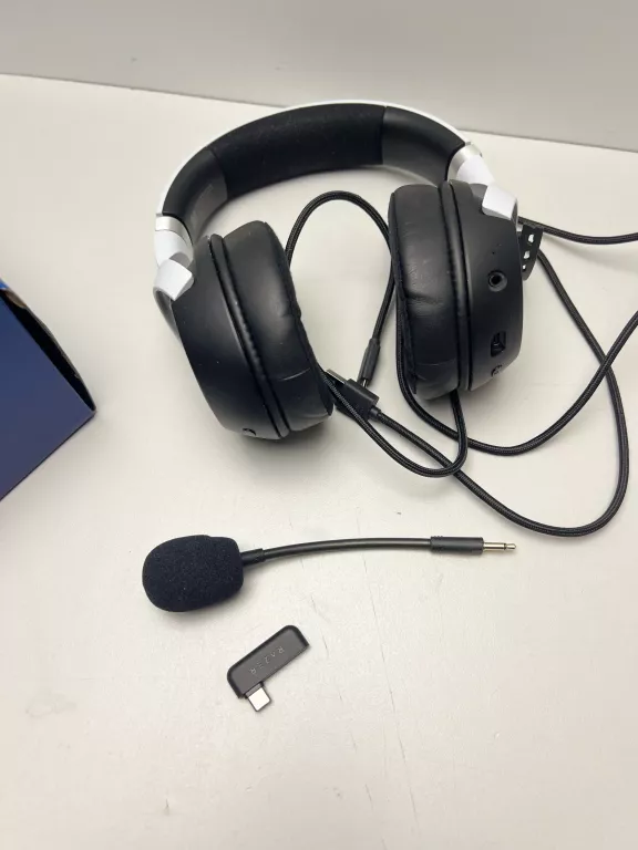 SŁUCHAWKI WOKÓŁUSZNE RAZER RZ04-04030100-R3M1