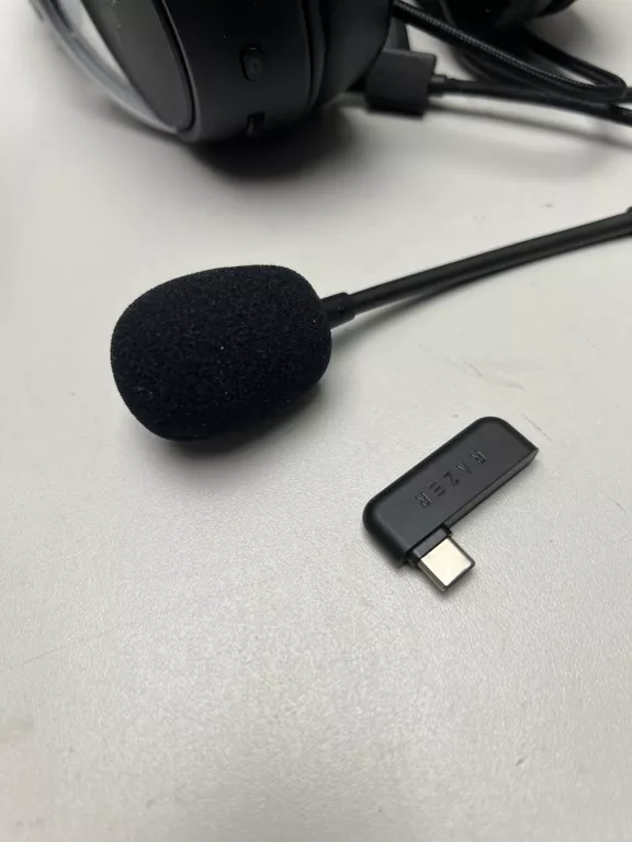 SŁUCHAWKI WOKÓŁUSZNE RAZER RZ04-04030100-R3M1