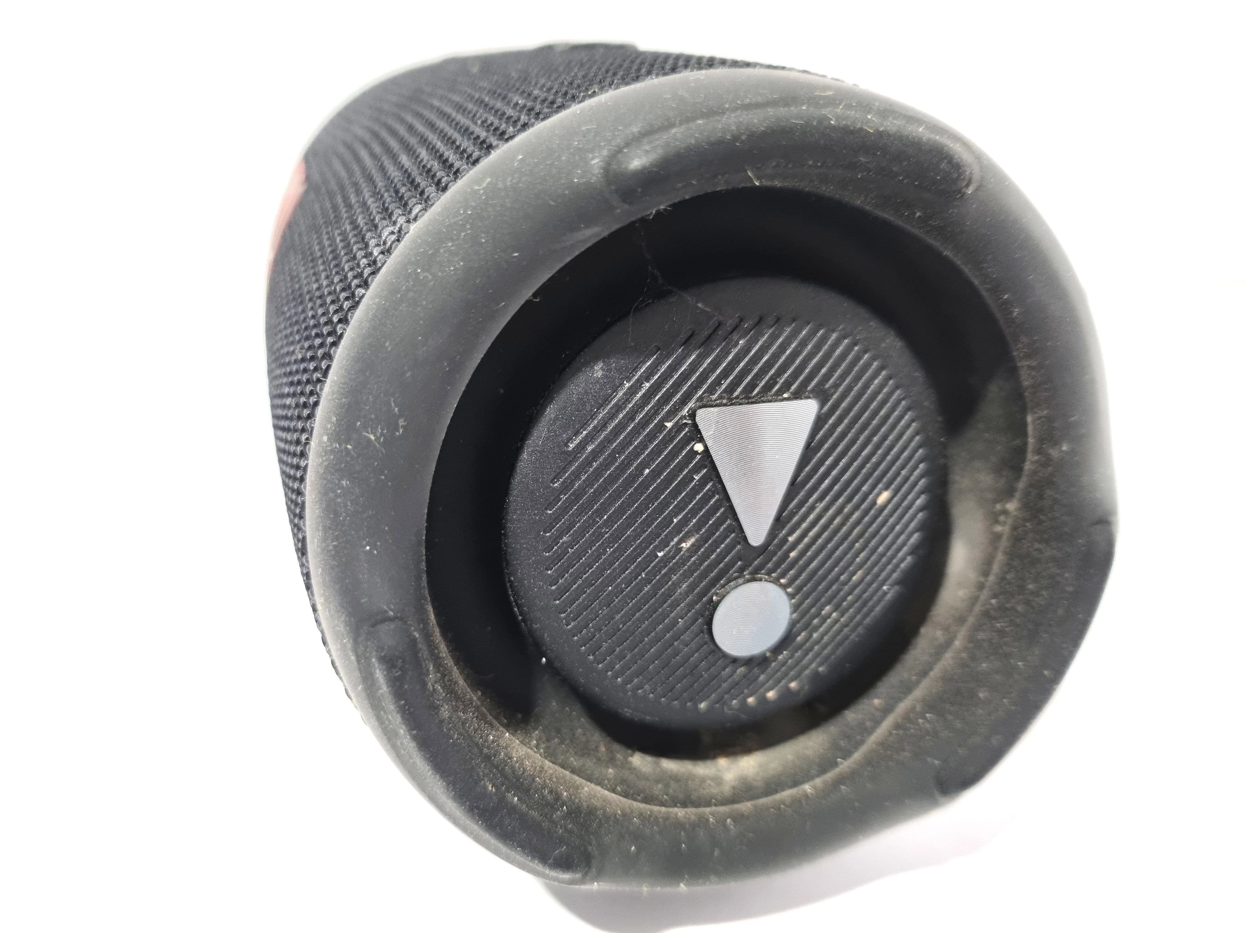 glosnik-przenosny-jbl-charge-5-waga-produktu-z-opakowaniem-jednostkowym-0960