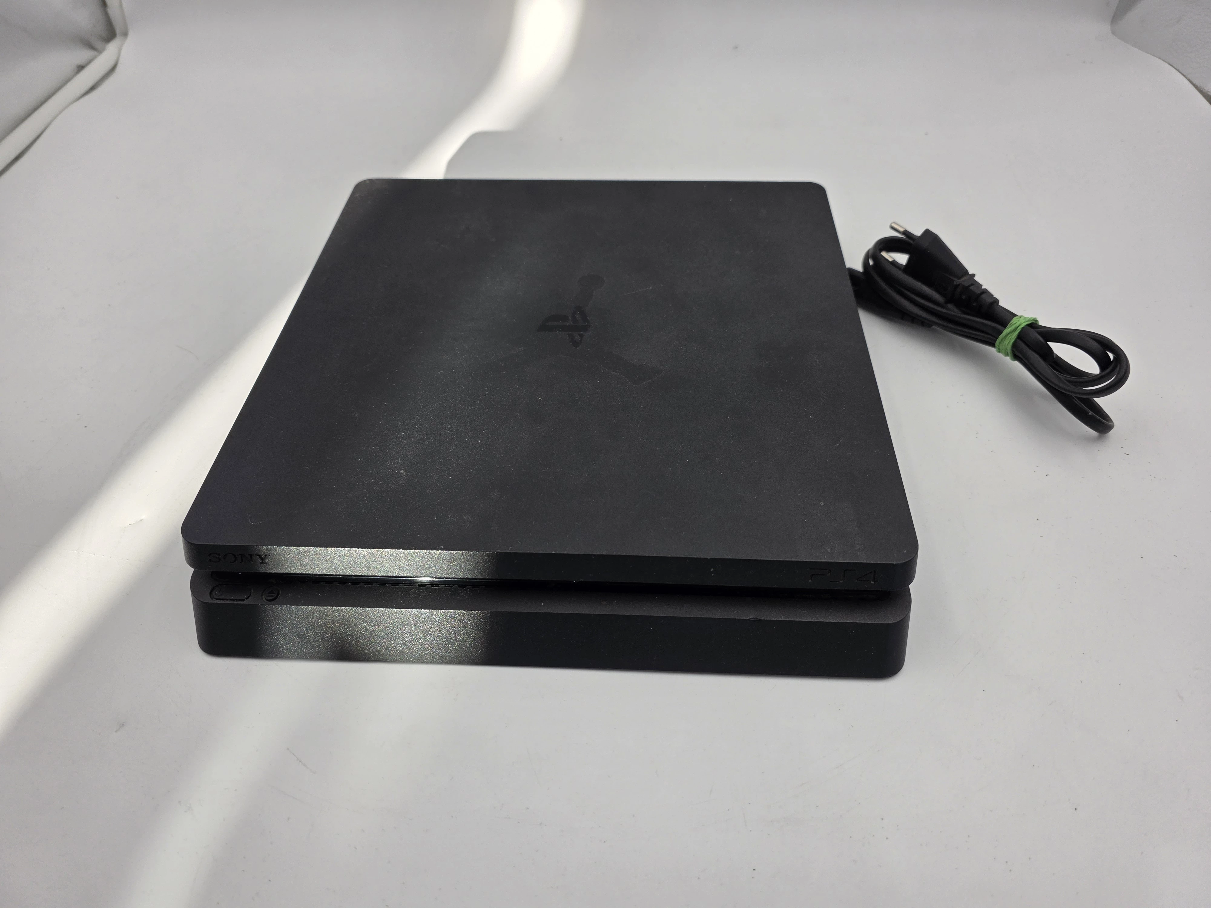 konsola-sony-ps4-500gb-cuh-1216a-playstation-4-opis-farbiarska-22e-mosina