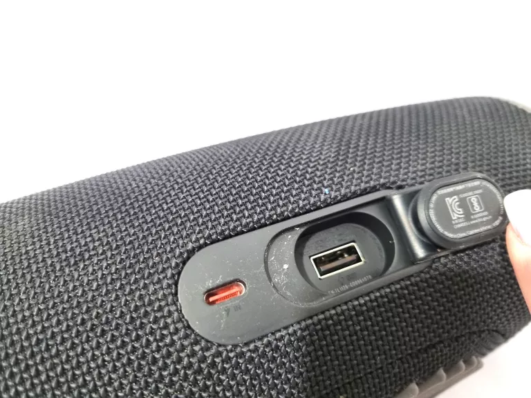 glosnik-przenosny-jbl-charge-5-model-250442-1921113