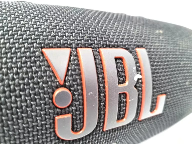 glosnik-przenosny-jbl-charge-5-zasilanie-209202-1769410