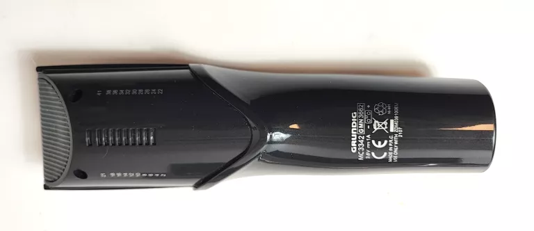 MASZYNKA DO STRZYŻENIA GRUNDIG MC 3342 BRAK PĘDZLA I GRZEBYKA