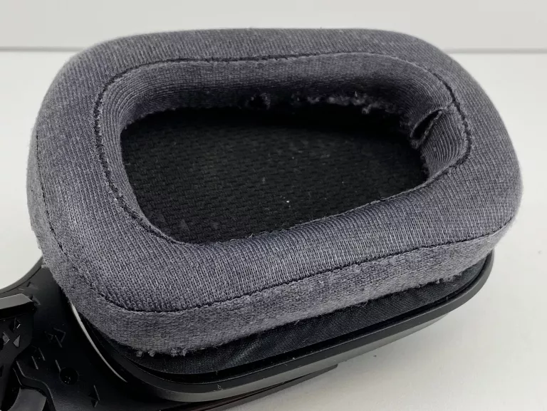 sluchawki-logitech-g933-artemis-spectrum-wireless-konstrukcja-203685-217769