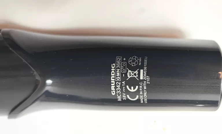 MASZYNKA DO STRZYŻENIA GRUNDIG MC 3342 BRAK PĘDZLA I GRZEBYKA