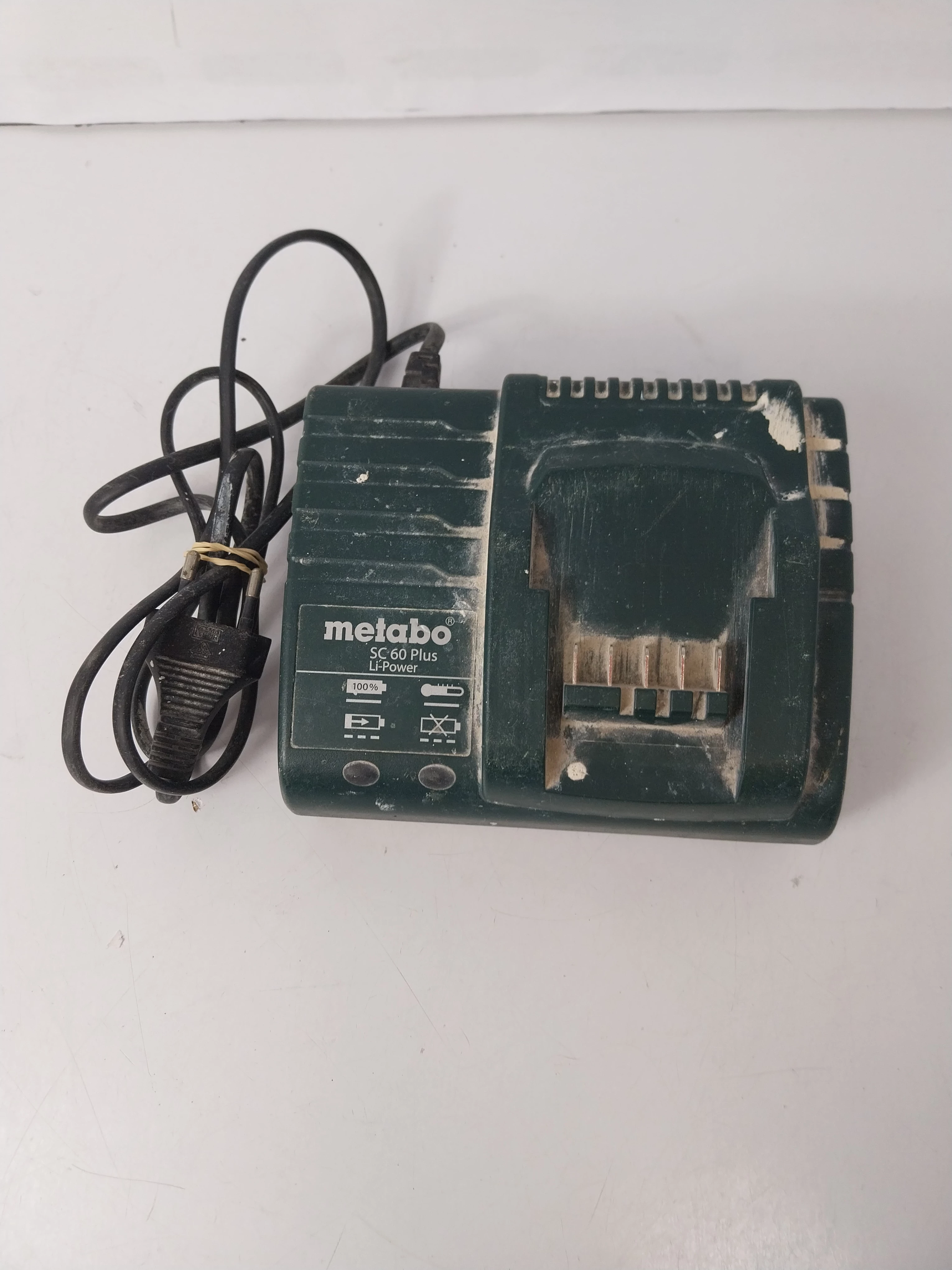 ladowarka-metabo-sc-60-plus-ean-gtin-4061792100596