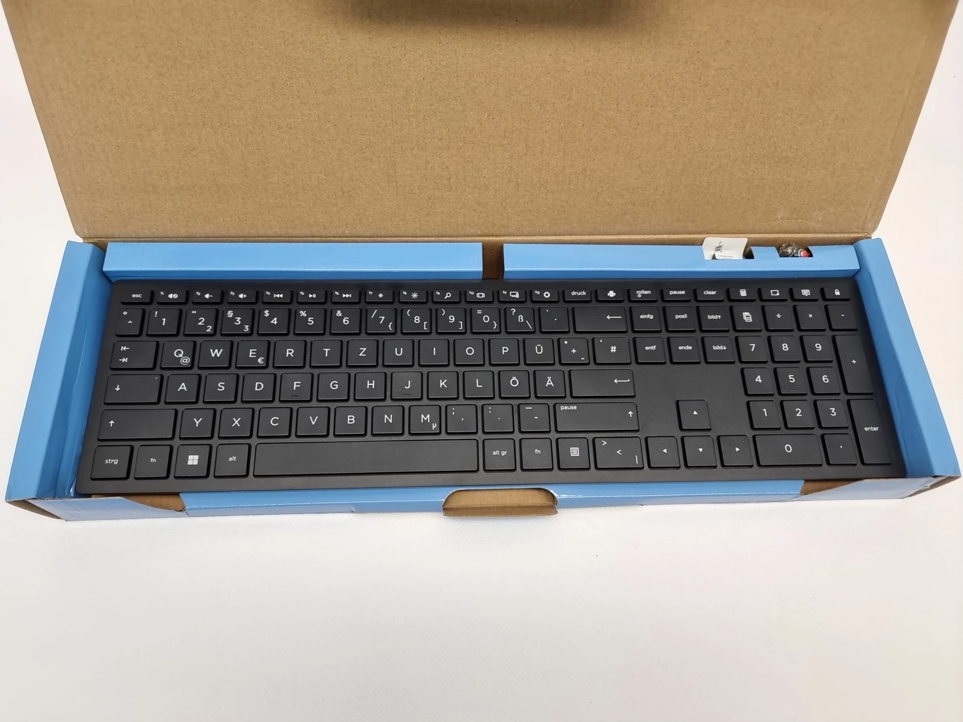 klawiatura-hp-pavilion-wireless-600-qwertz-56c-275-ean-gtin-192545458221