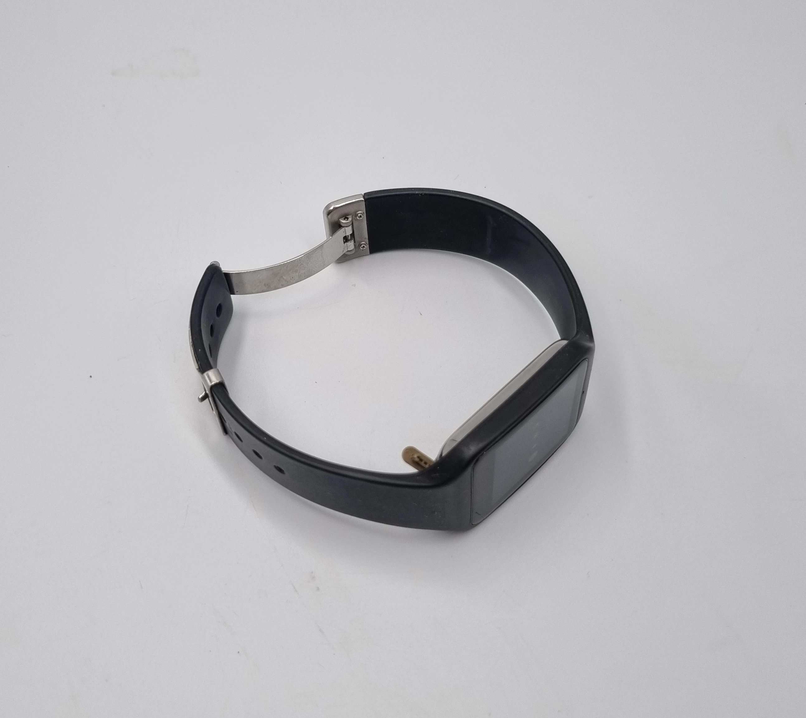 smartwatch-sony-3-sony-swr50-stan-11323-2