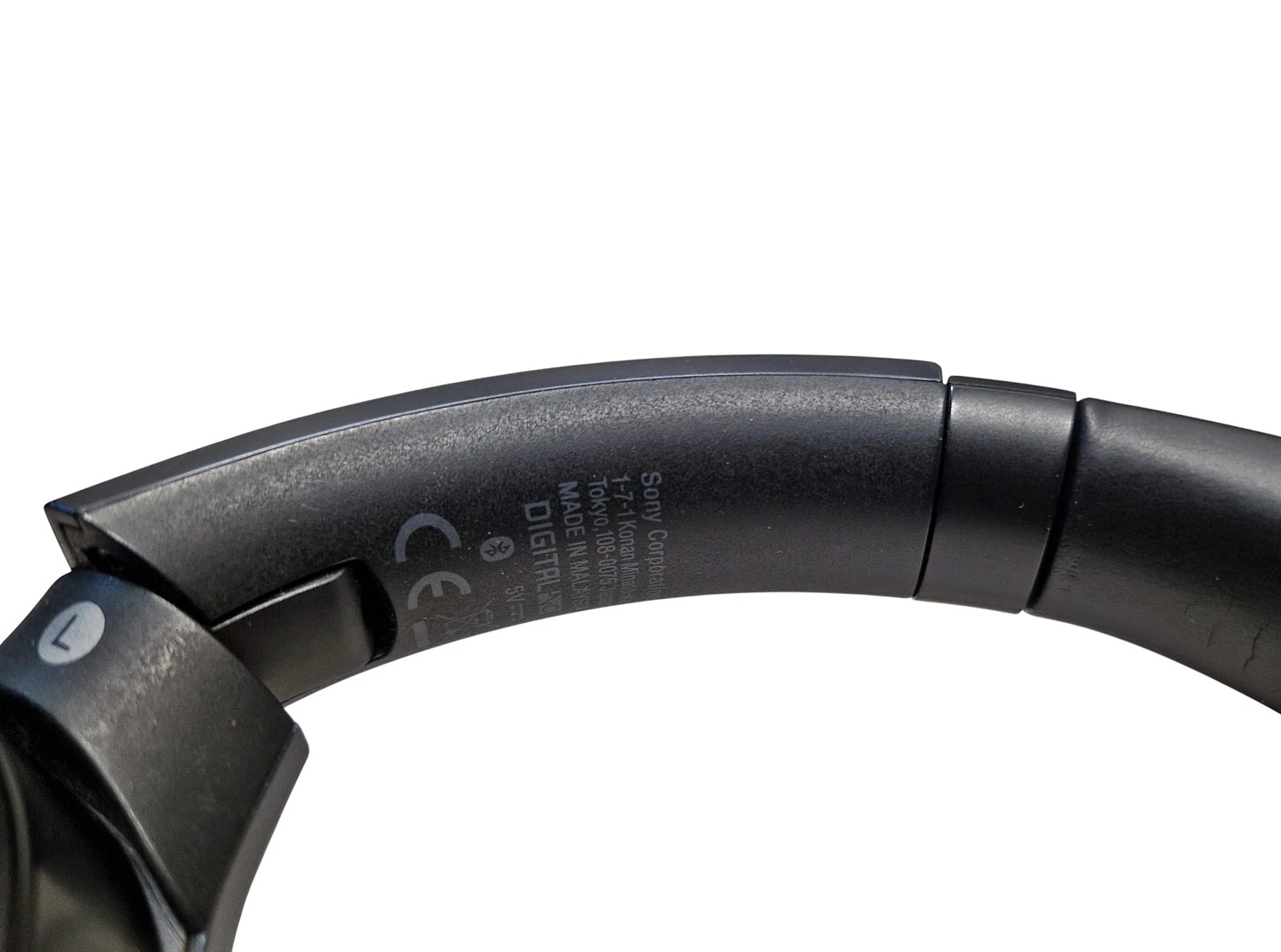 sluchawki-sony-mdr-1000xb-czarny-komplet-impedancja-46