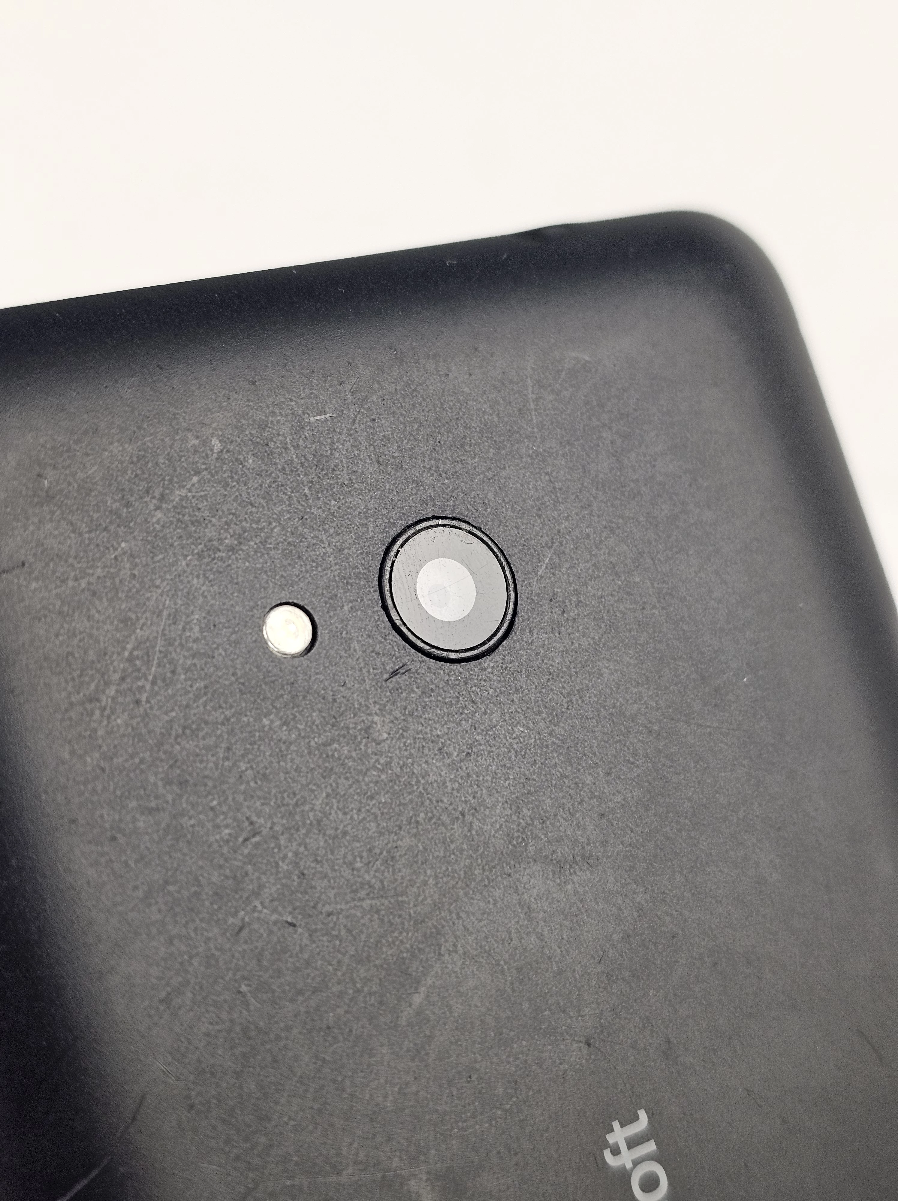 telefon-microsoft-lumia-640-lte-1gb8gb-przekatna-ekranu-500