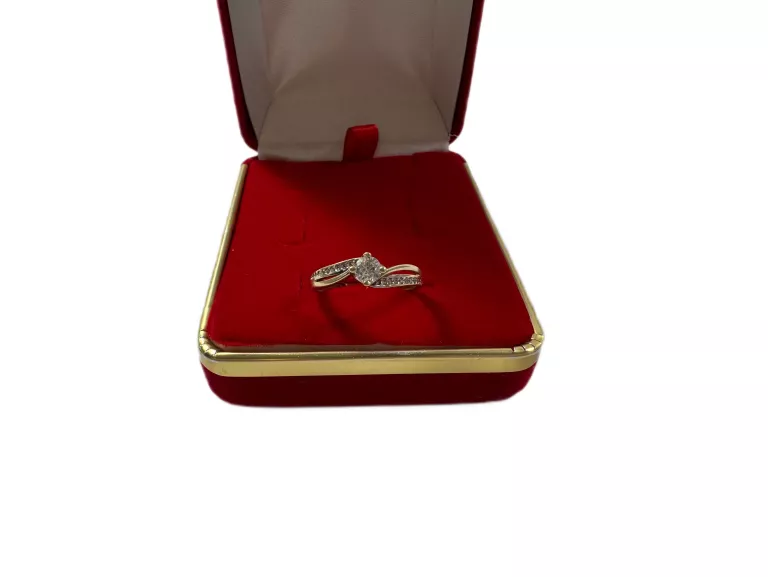 ZŁOTY PIERŚCIONEK PRÓBY 333 / 1,34G / R. 15