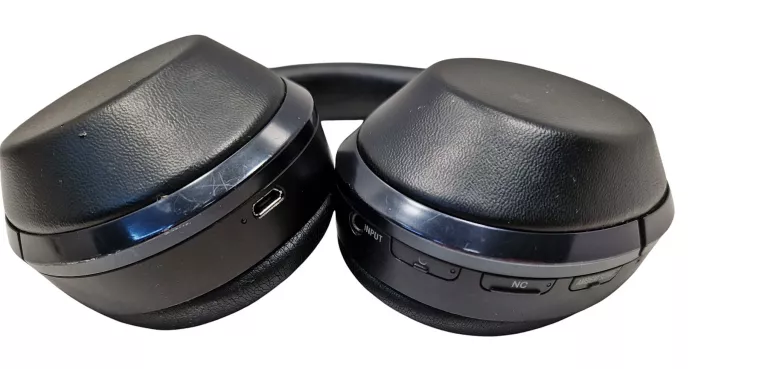 sluchawki-sony-mdr-1000xb-czarny-komplet-model-mdr-1000x