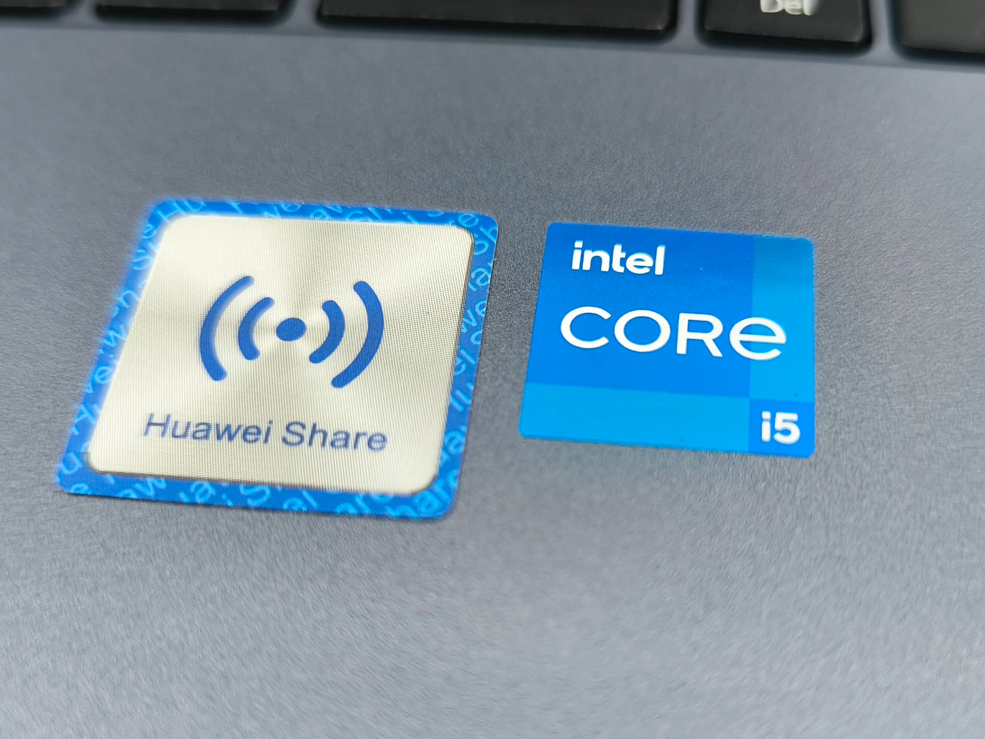 laptop-huawei-matebook-d16-i516512-2024-gwarancja-od-03102025-przekatna-ekranu-1600