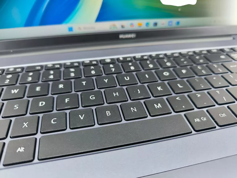 laptop-huawei-matebook-d16-i516512-2024-gwarancja-od-03102025-ean-gtin-6942103112560