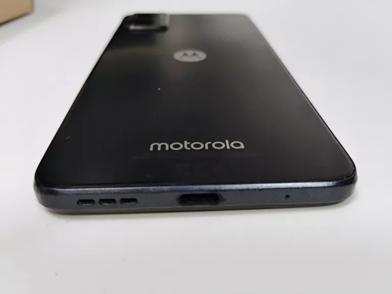 TELEFON MOTOROLA E22