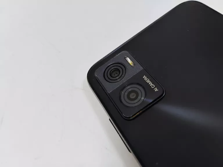 TELEFON MOTOROLA E22