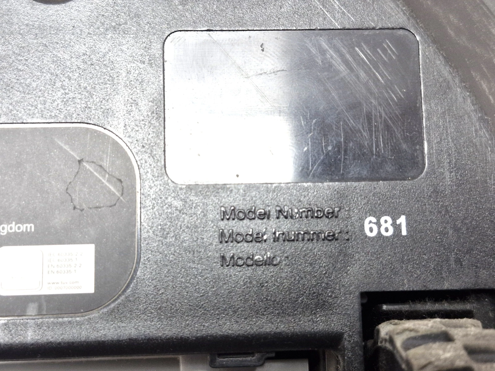 odkurzacz-automatyczny-irobot-roomba-681-kolor-dominujacy-129357-9