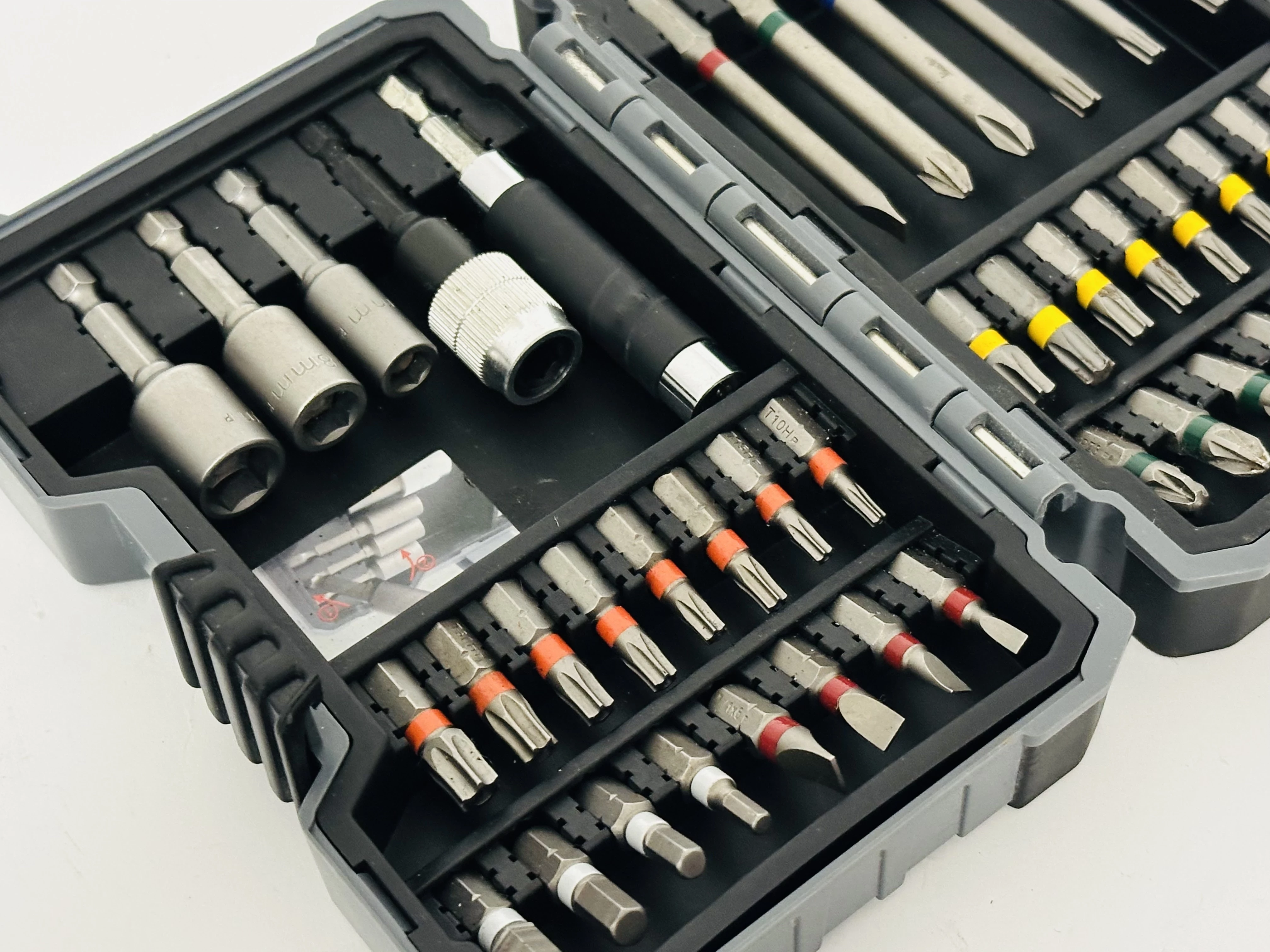 zestaw-bitow-bosch-43-el-dlugosc-bitu-25148-1