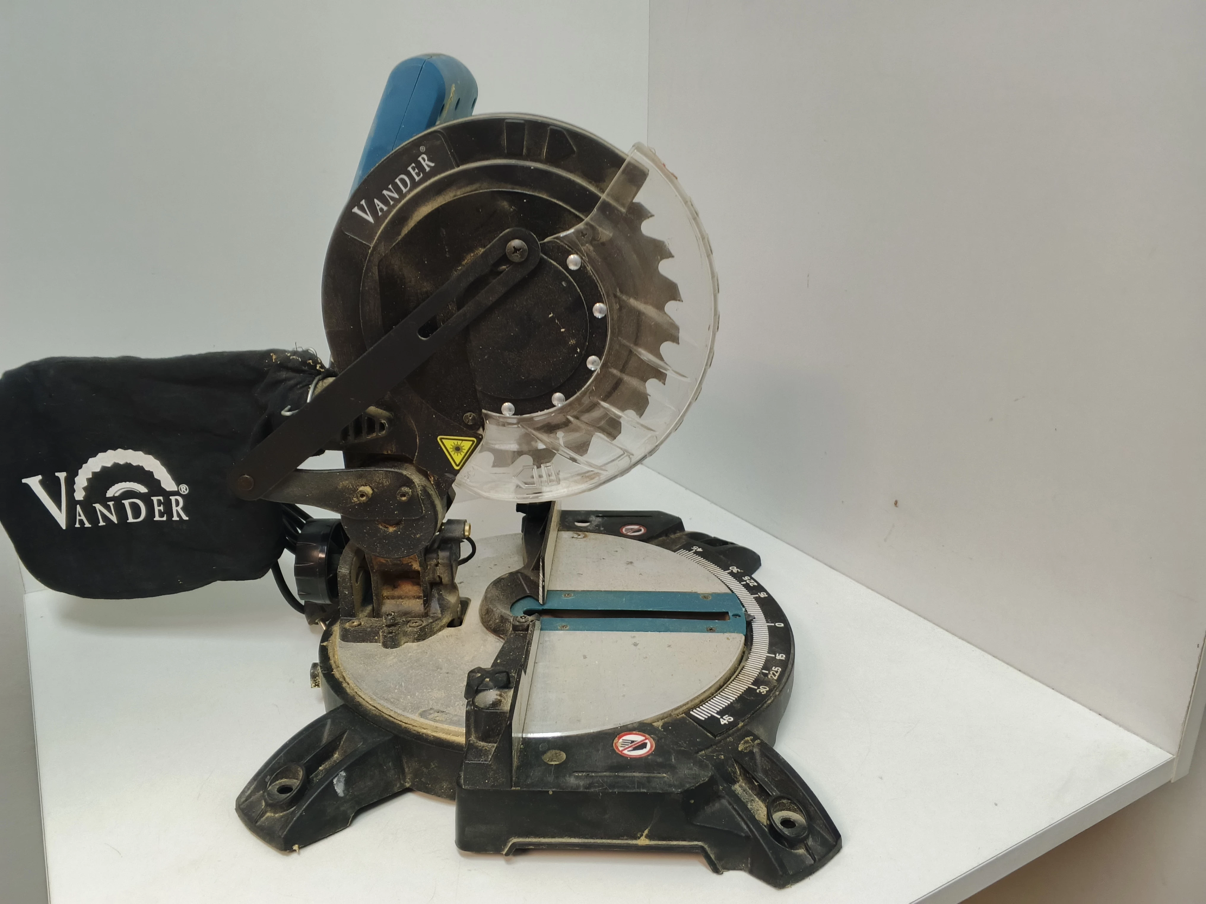 pila-ukosnica-vander-vud705-marka-248811-951766