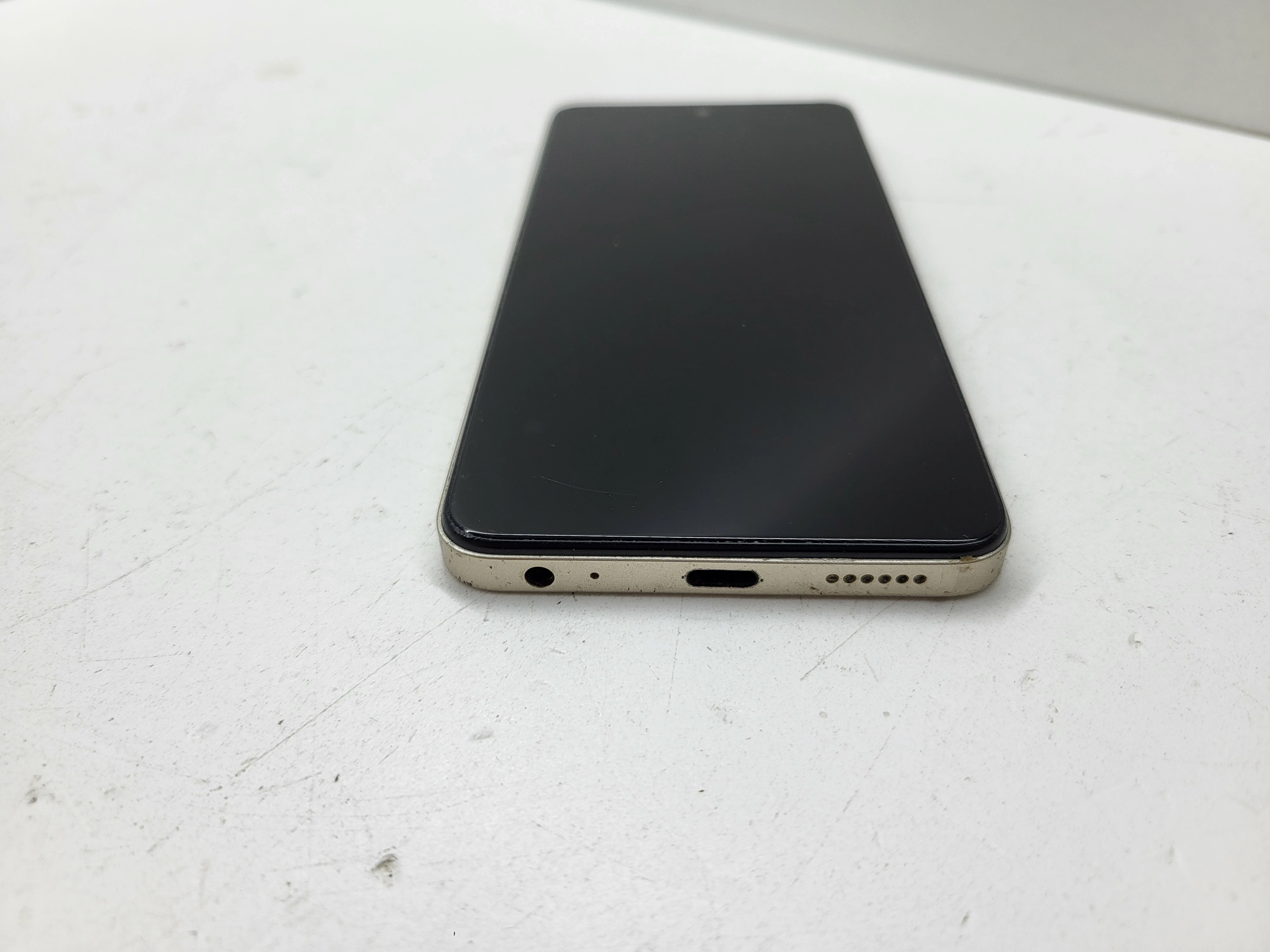 telefon-infinix-smart-8hd-ean-gtin-4894947010392