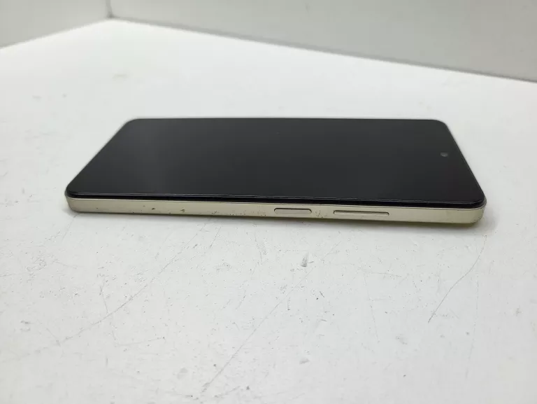 telefon-infinix-smart-8hd-stan-11323-2