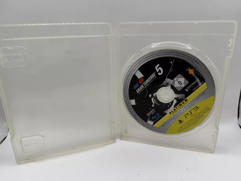 gra-ps3-gran-turismo-5-granice-wiekowe-pegi-215894-272166