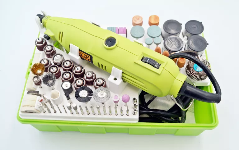 multiszlifierka-niteo-tools-z-akcesoriami-chelmska-50-warszawa