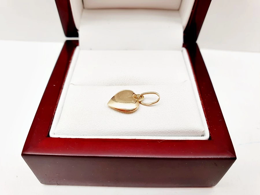 cudna-delikatna-zlota-zawieszka-serduszko-p585-14ct-065g-cechy-207006-4