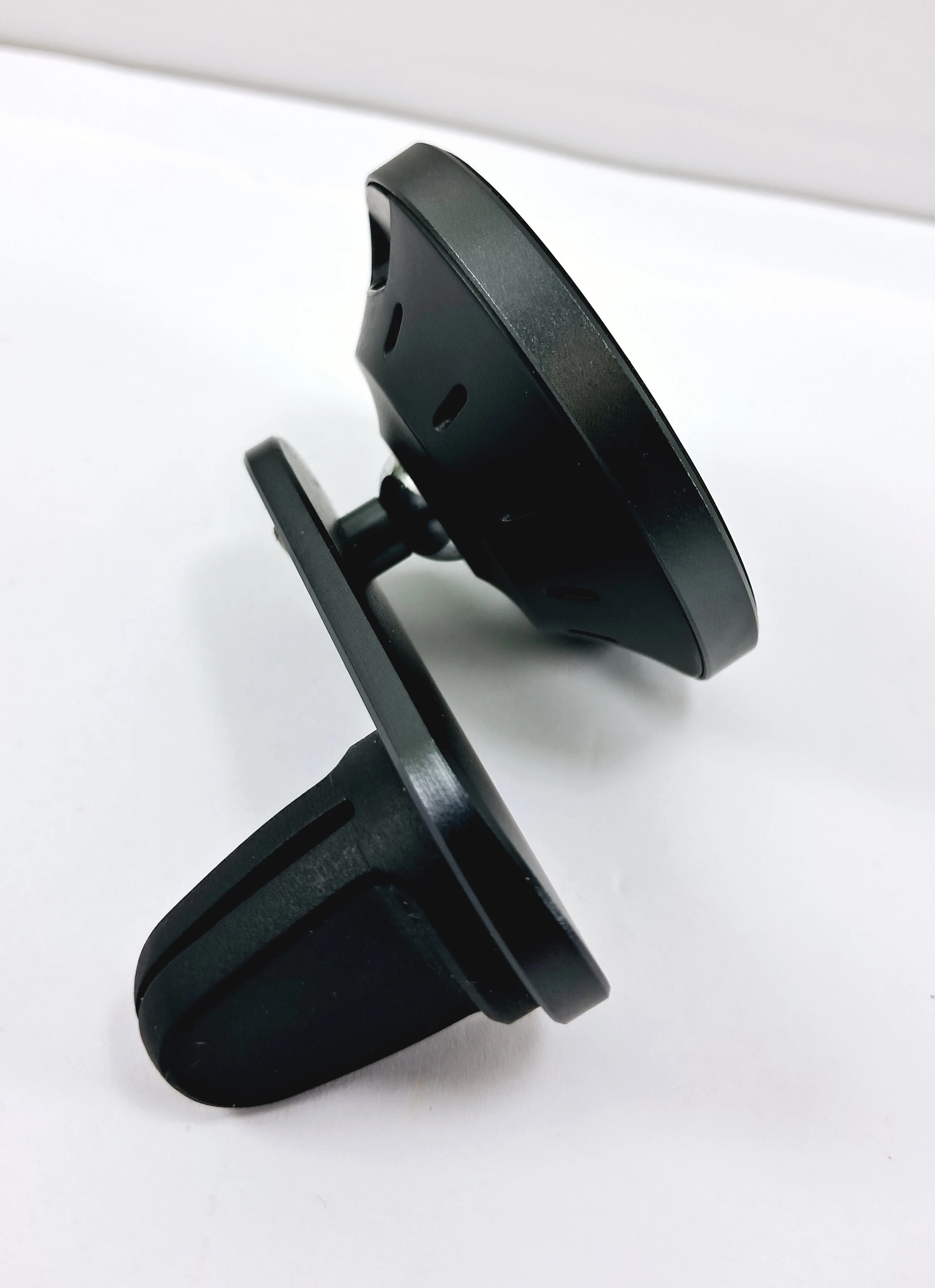 baseus-uchwyt-magnetyczny-z-ladowarka-indukcyjna-stan-11323-2