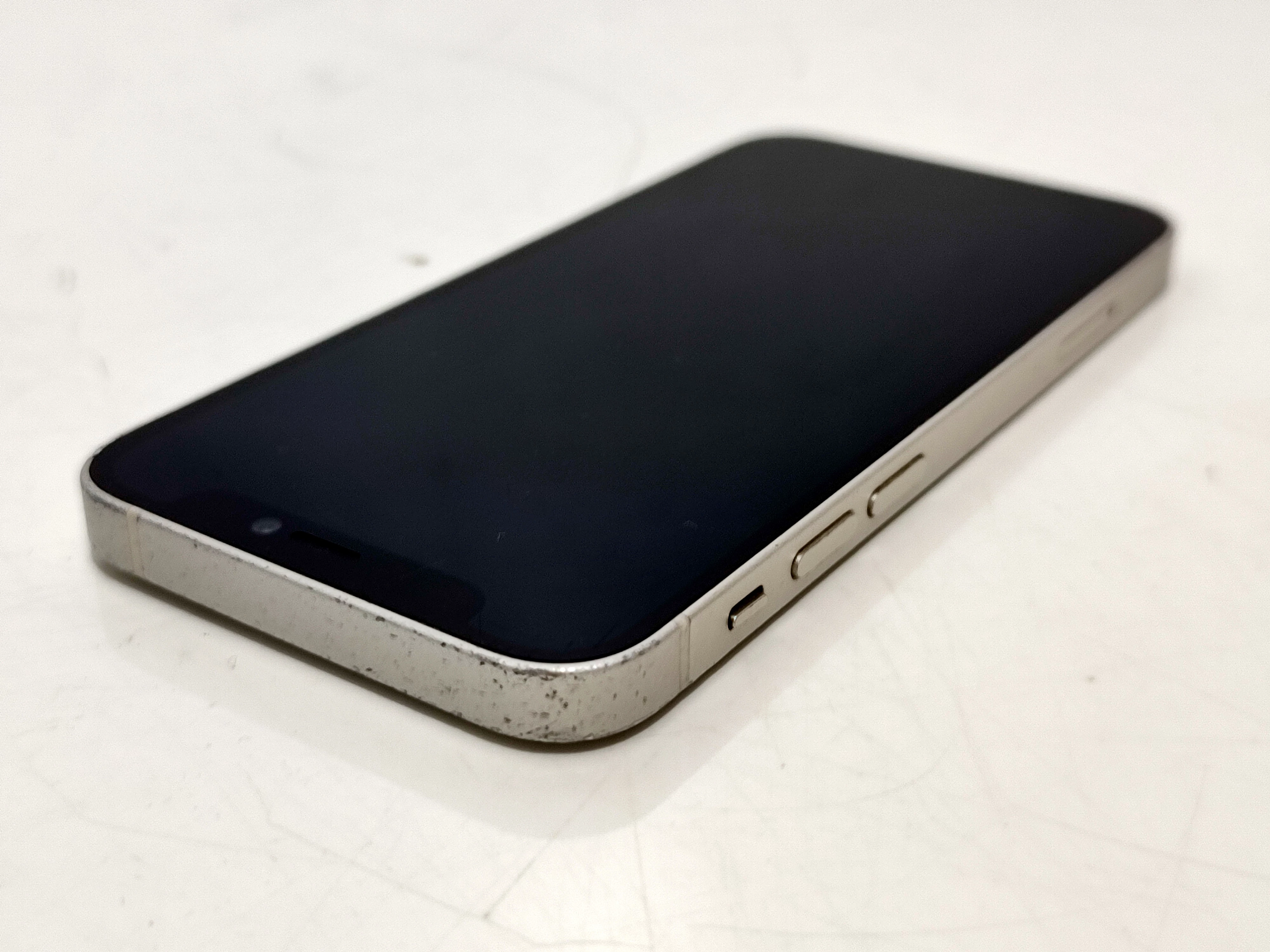 telefon-iphone-12-mini-64gb-bat-70-wbudowana-pamiec-202869-214193