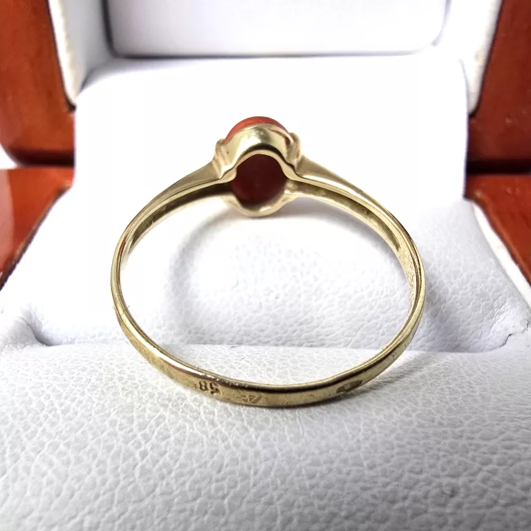 zloty-pierscionek-z-koralem-585-174g-r17-rodzaj-2205-16