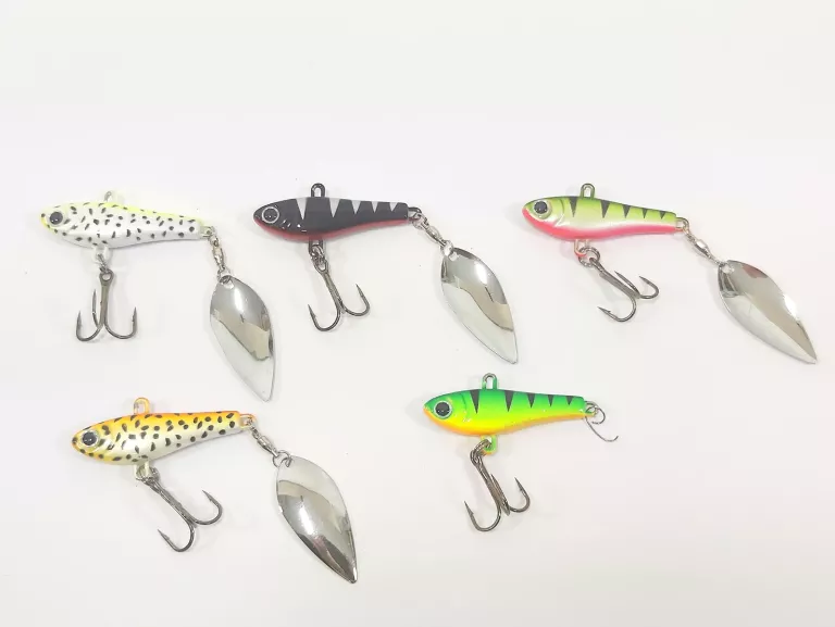 zestaw-przynet-wedkarskich-5-szt-w-podluznym-pudelku-mickiewicza-1-nidzica