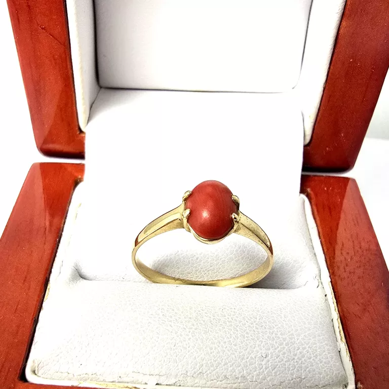 zloty-pierscionek-z-koralem-585-174g-r17-stan-11323-2