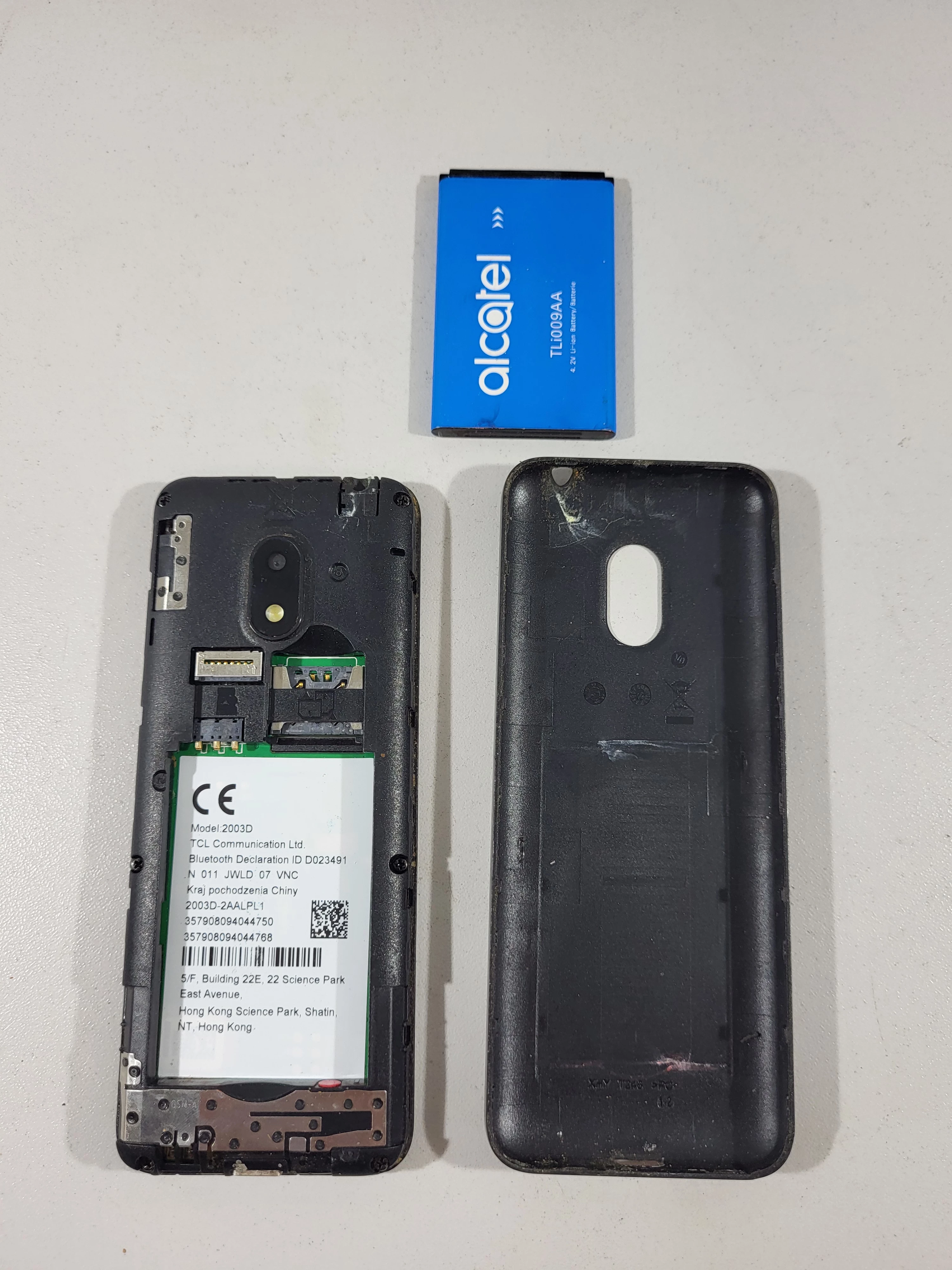 telefon-alcatel-2003d-bn-przekatna-ekranu-400