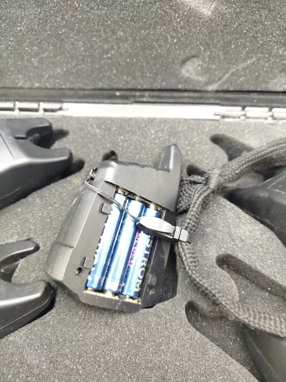 zestaw-sygnalizatorow-neco-carp-41-c104-black-walizka-marka-248811-1938016