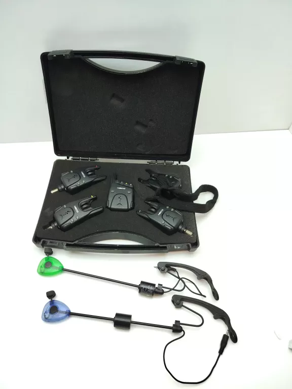 zestaw-sygnalizatorow-neco-carp-41-c104-black-walizka-ean-gtin-6907032851980
