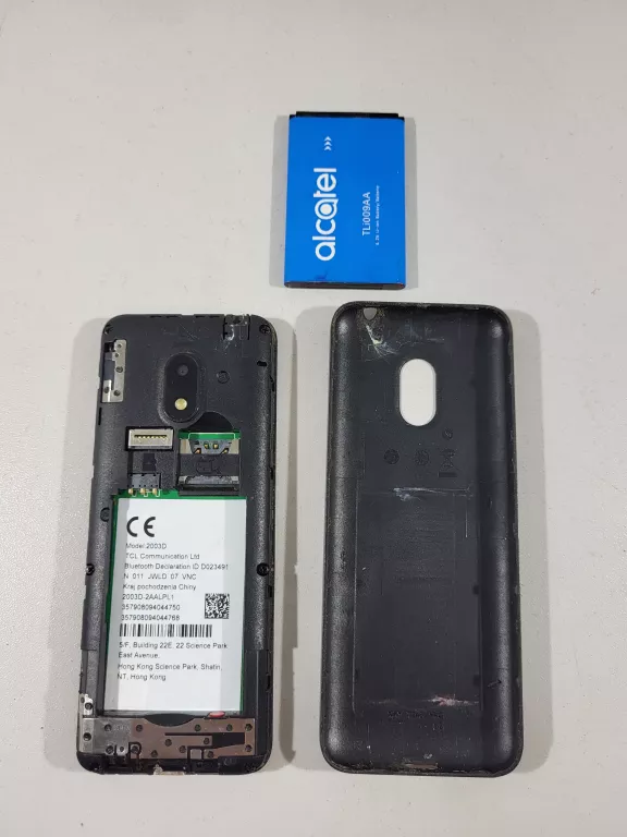 telefon-alcatel-2003d-bn-przekatna-ekranu-400