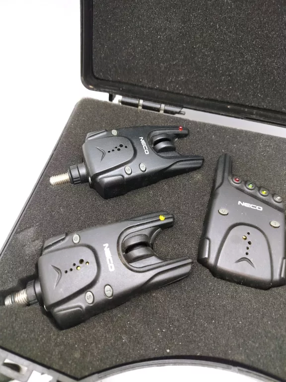 zestaw-sygnalizatorow-neco-carp-41-c104-black-walizka-rodzaj-247880-833502