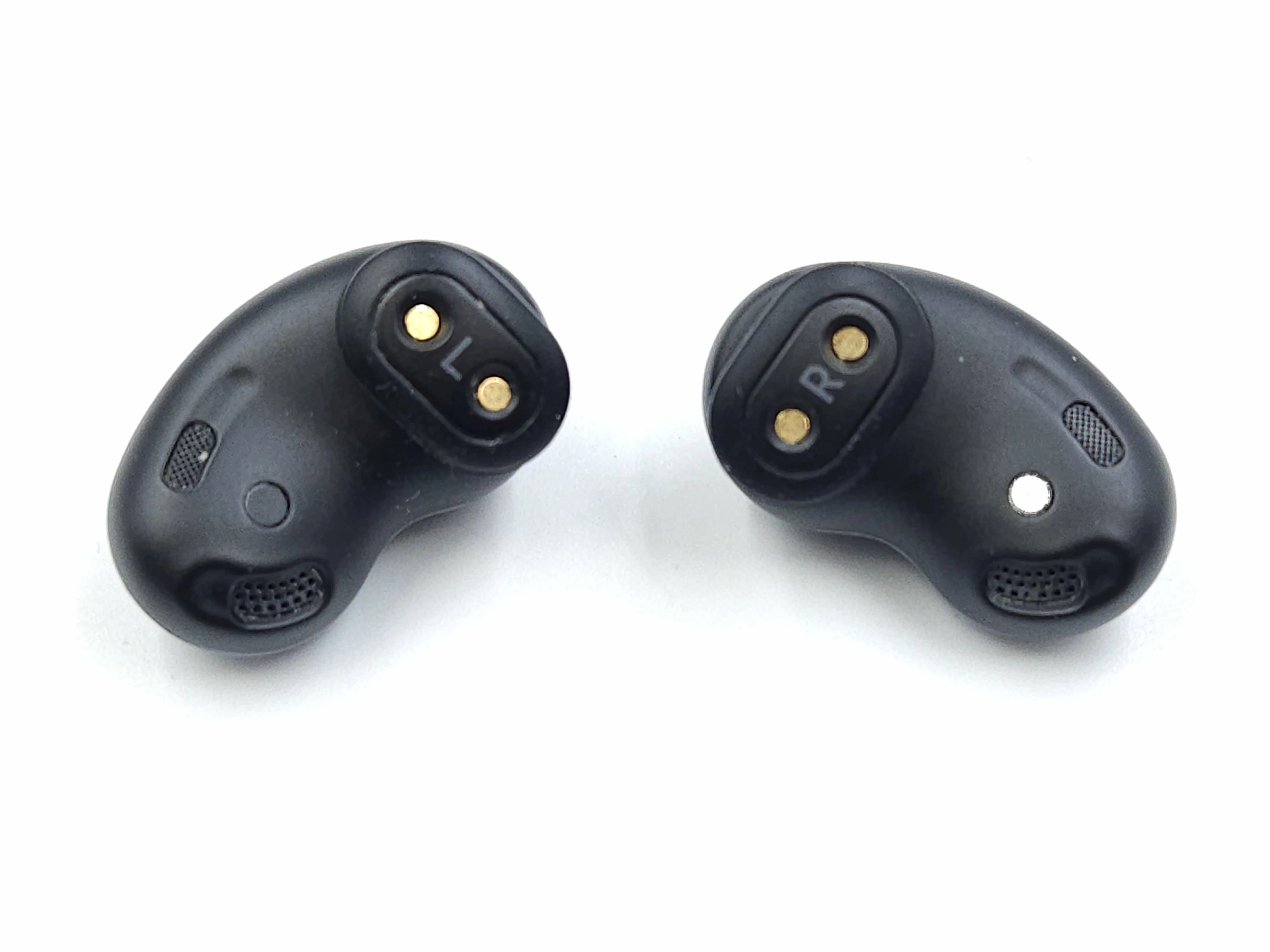 sluchawki-samsung-galaxy-buds-live-pud-kolor-dominujacy-129357-3