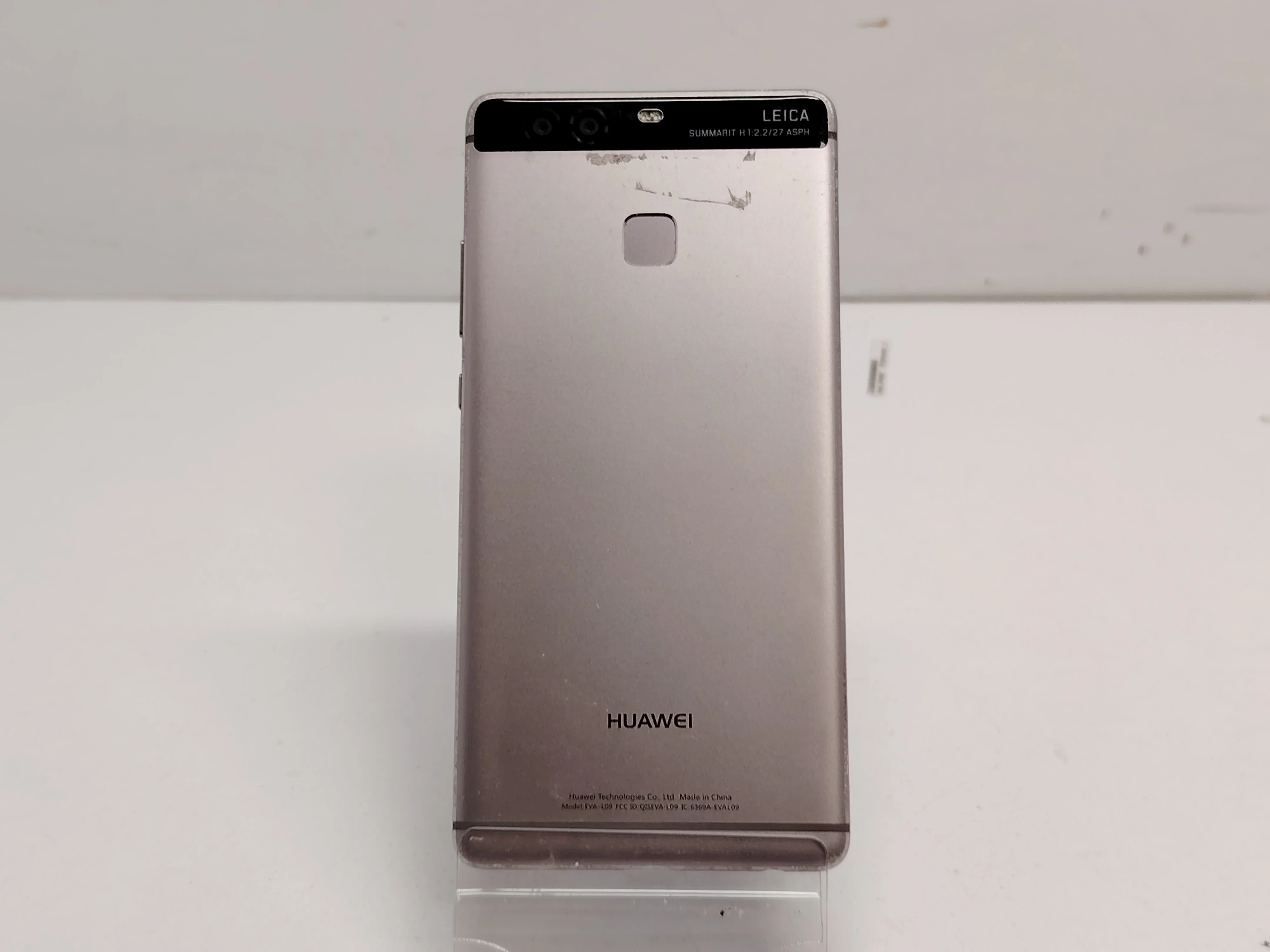 telefon-huawei-p9-przekatna-ekranu-520