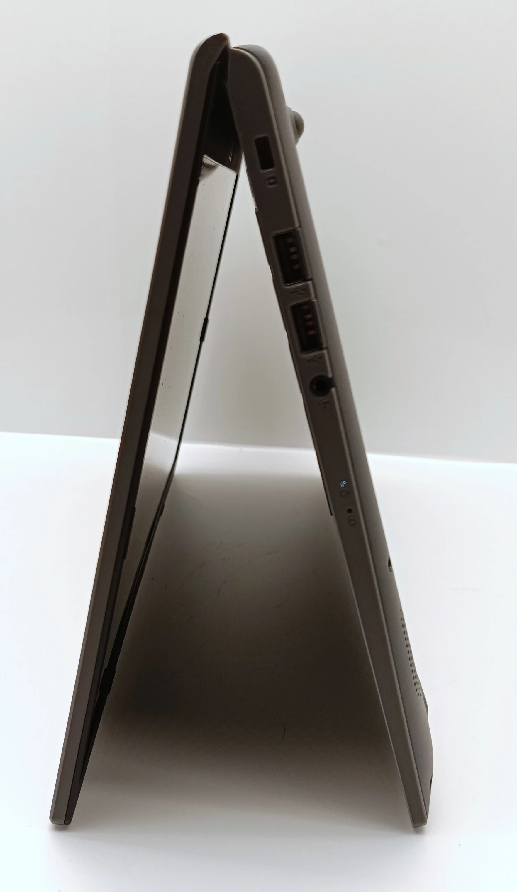 laptop-laptop-asus-vivobook-x515ja-8256gb-ssdi5-ean-gtin-4711081901228