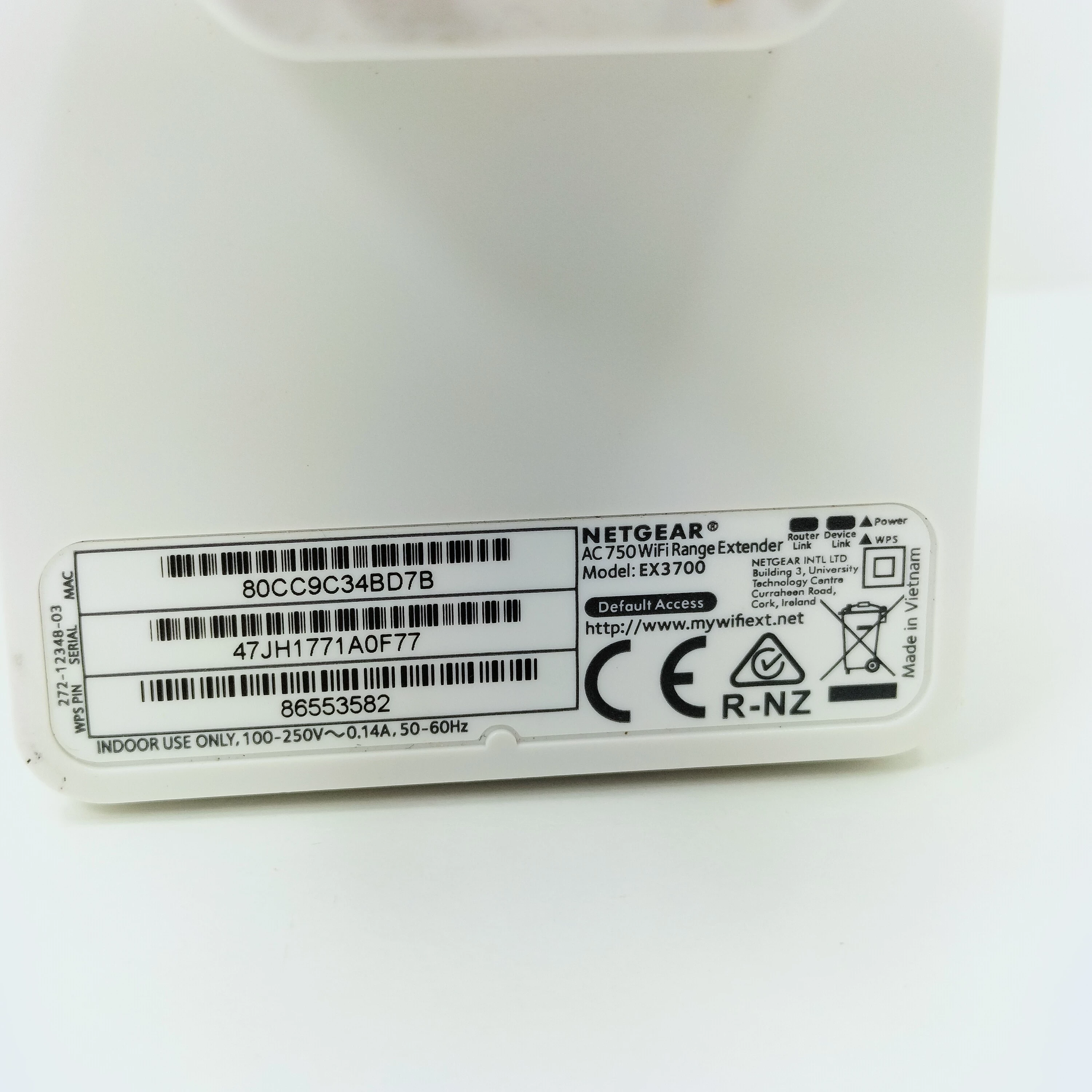 wzmaniacz-sygnalu-wifi-netgear-integra-ex3700-ac750-model-ex3700