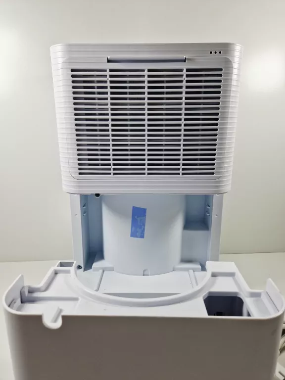 osuszacz-powietrza-12l-r290-bialy-equation-stan-11323-2