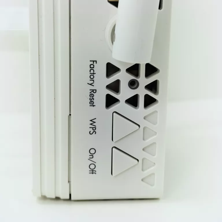 wzmaniacz-sygnalu-wifi-netgear-integra-ex3700-ac750-stan-11323-2