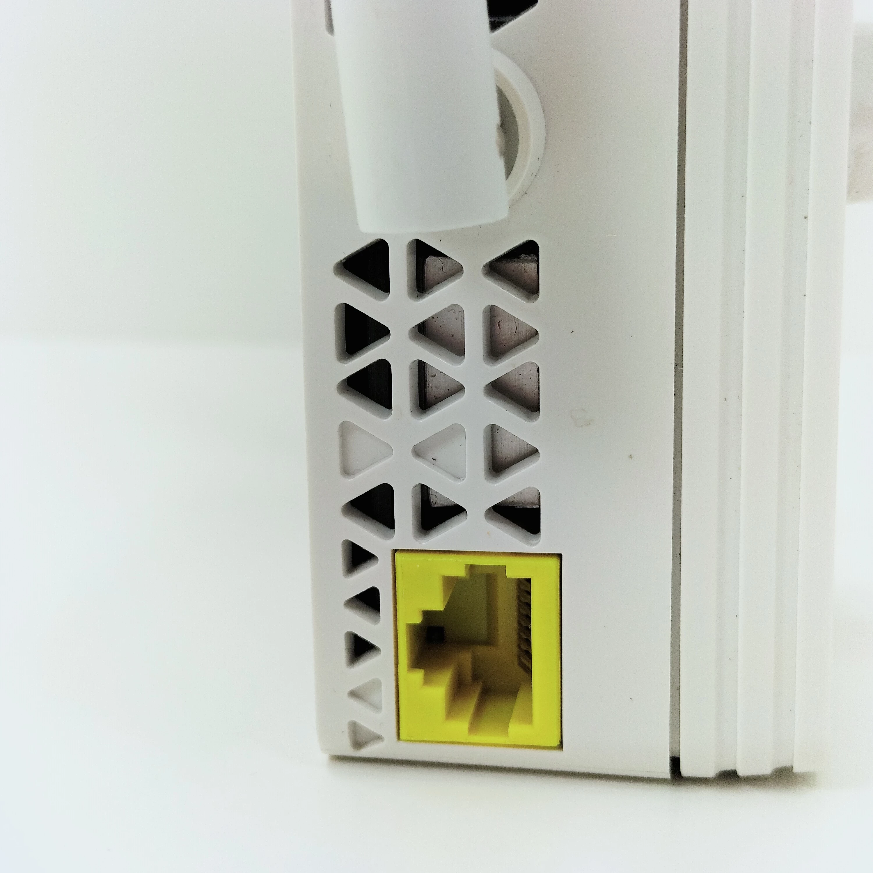 wzmaniacz-sygnalu-wifi-netgear-integra-ex3700-ac750-ean-gtin-0606449105995