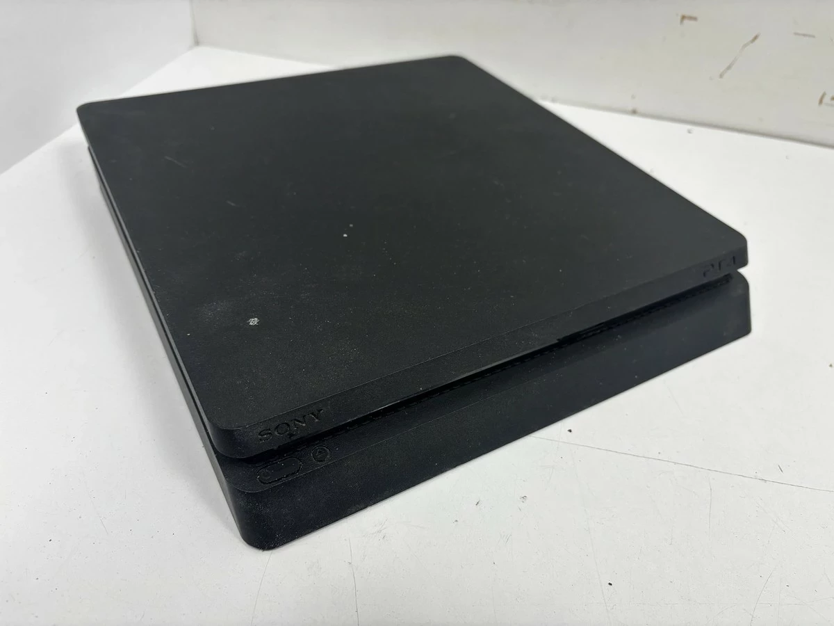 konsola-playstation-4-slim-pad-kabel-stan-11323-2