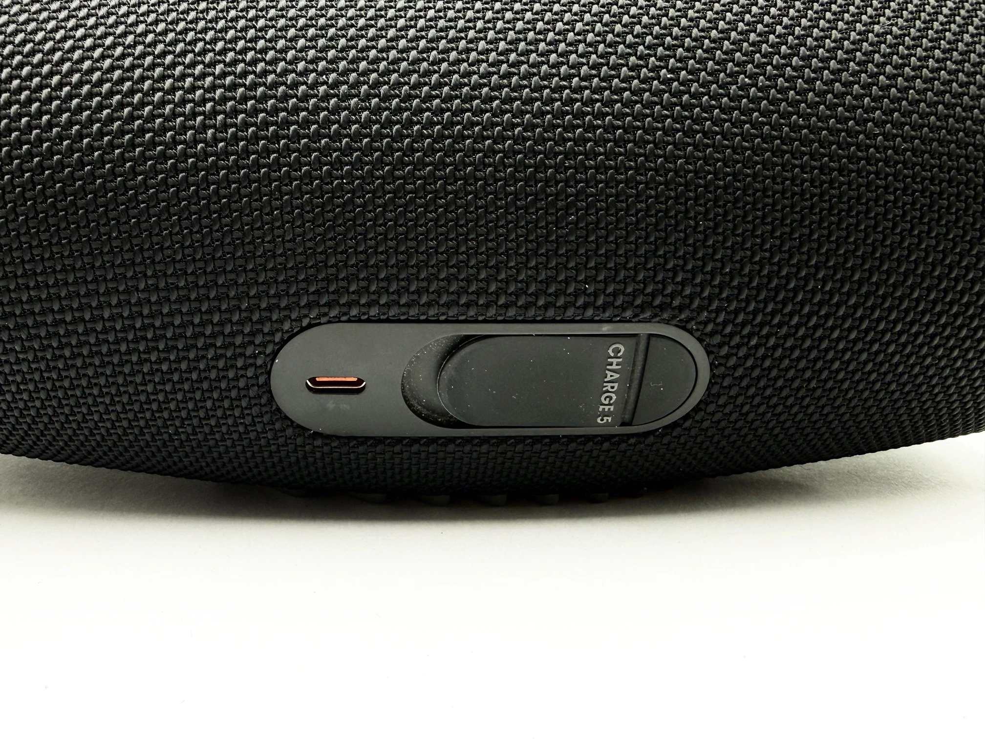 jbl-charge-5-kabel-usb-pudelko-kod-producenta-jblcharge5blk