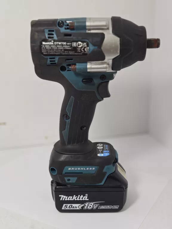 klucz-udarowy-makita-dtw700-plus-bateria-stan-11323-2